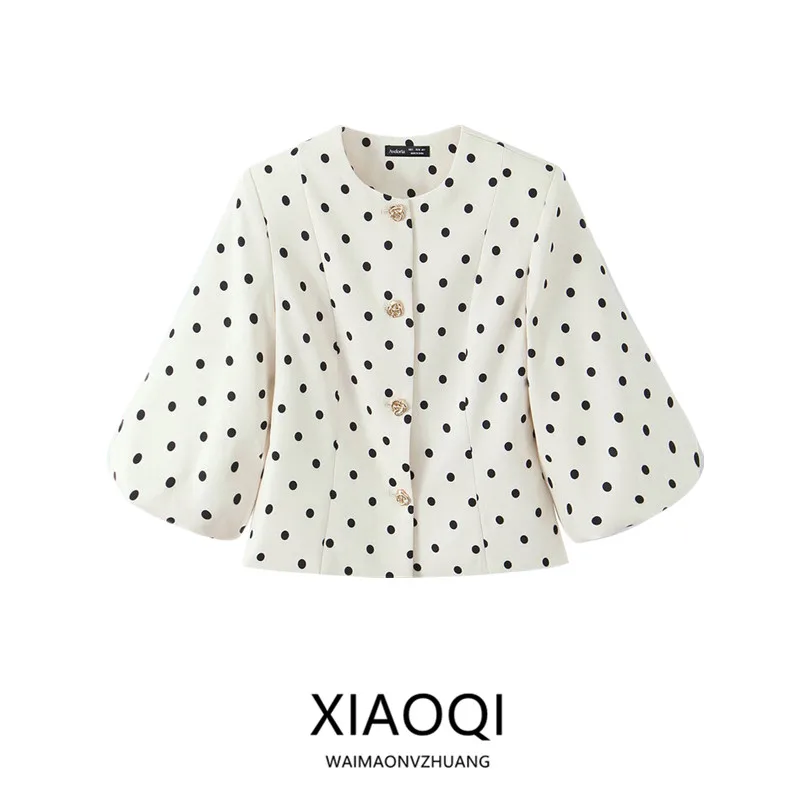Spring 2026 Women's Design Dot Patterned Asymmetrical Button Roll Sleeve Suit Jacket Commute Style Seven Sleeve Length
Spring 2026 Women's Design Dot Patterned Asymmetrical Button Roll Sleeve Suit Jacket Commute Style Seven Sleeve Length