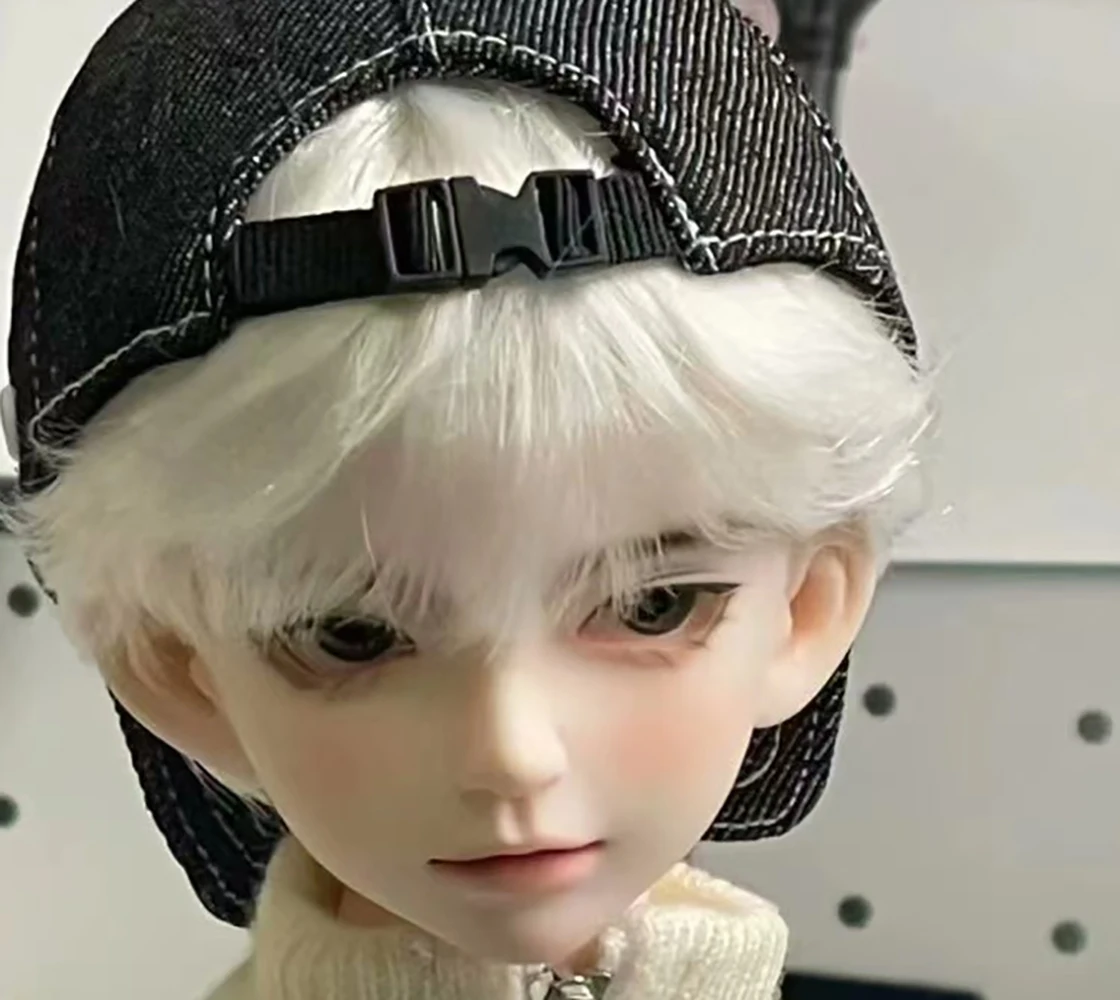 Голова куклы BJD 1/4 без макияжа, из смолы, без лица, для мальчика, без одежды, шарнирная кукла, игрушка BJD
Голова куклы BJD 1/4 без макияжа, из смолы, без лица, для мальчика, без одежды, шарнирная кукла, игрушка BJD