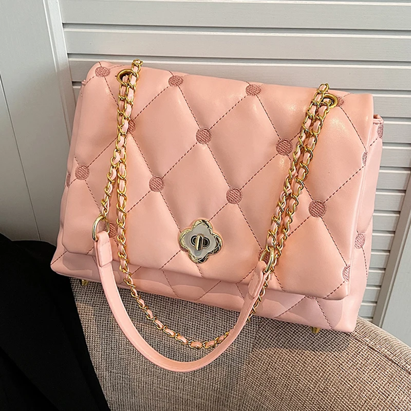 Leisure Chain Shoulder Bag Women's High-end Diamond Grid Large Capacity Crossbody Bags 2025 New Versatile Commuting Handbags
Leisure Chain Shoulder Bag Women's High-end Diamond Grid Large Capacity Crossbody Bags 2025 New Versatile Commuting Handbags