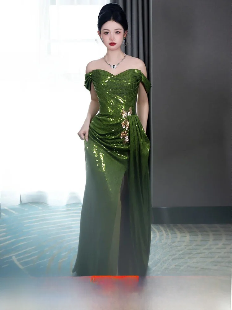 Elegant Long Green Evening Dress with Sequins One Shoulder Tail for Wedding Engagement Performance And Party Women's Dress
Elegant Long Green Evening Dress with Sequins One Shoulder Tail for Wedding Engagement Performance And Party Women's Dress