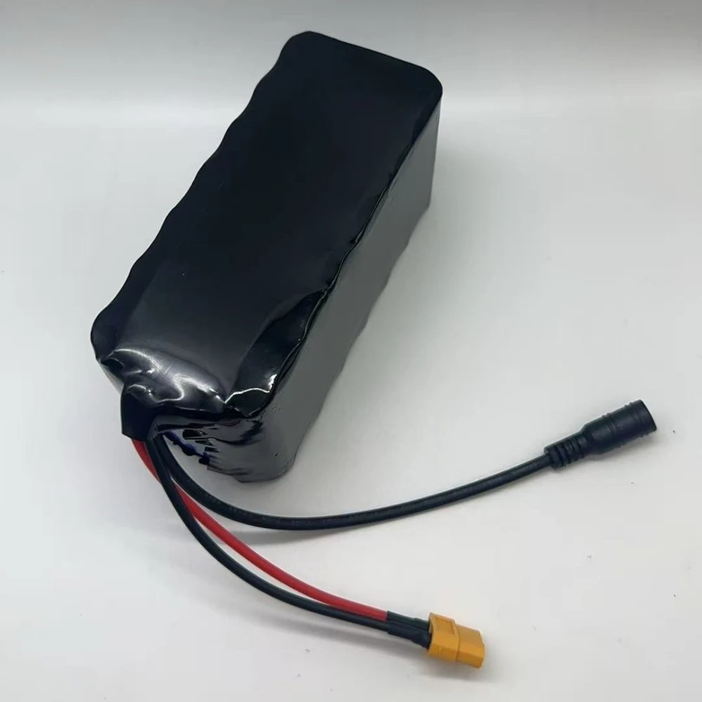 29.4V 7S3P 18650 battery pack 24V 100AH rechargeable lithium-ion battery,used for wheelchairs,spare lithium-ionbattery+2acharger
29.4V 7S3P 18650 battery pack 24V 100AH rechargeable lithium-ion battery,used for wheelchairs,spare lithium-ionbattery+2acharger