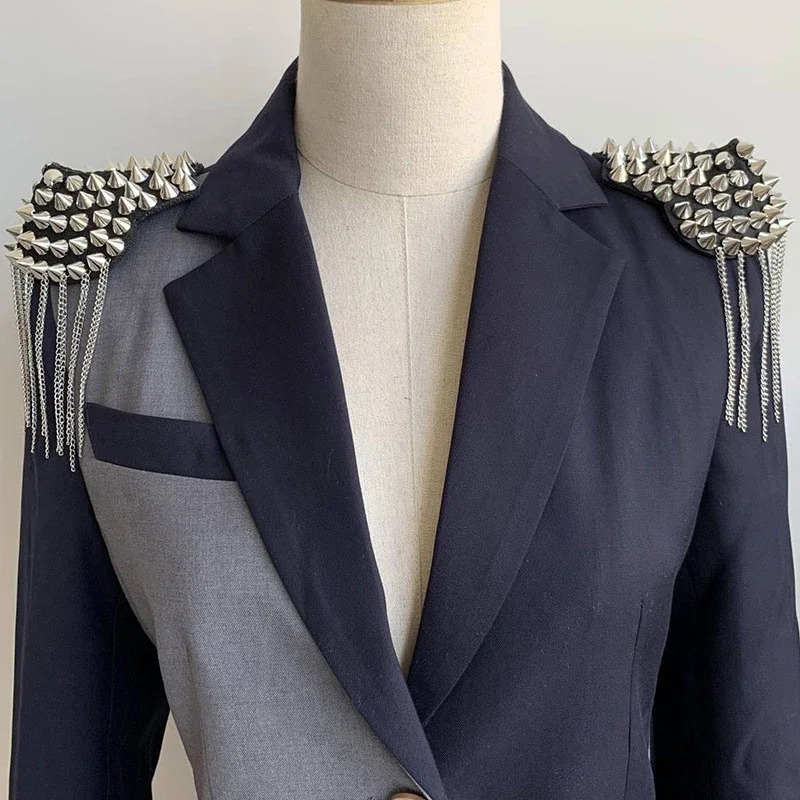 Vintage Shoulder Pad Epaulette Badge Chain Tassel Brooch for Biker Club Style Jacket Fashion Pin Rivet Accessory 2Pcs
Vintage Shoulder Pad Epaulette Badge Chain Tassel Brooch for Biker Club Style Jacket Fashion Pin Rivet Accessory 2Pcs