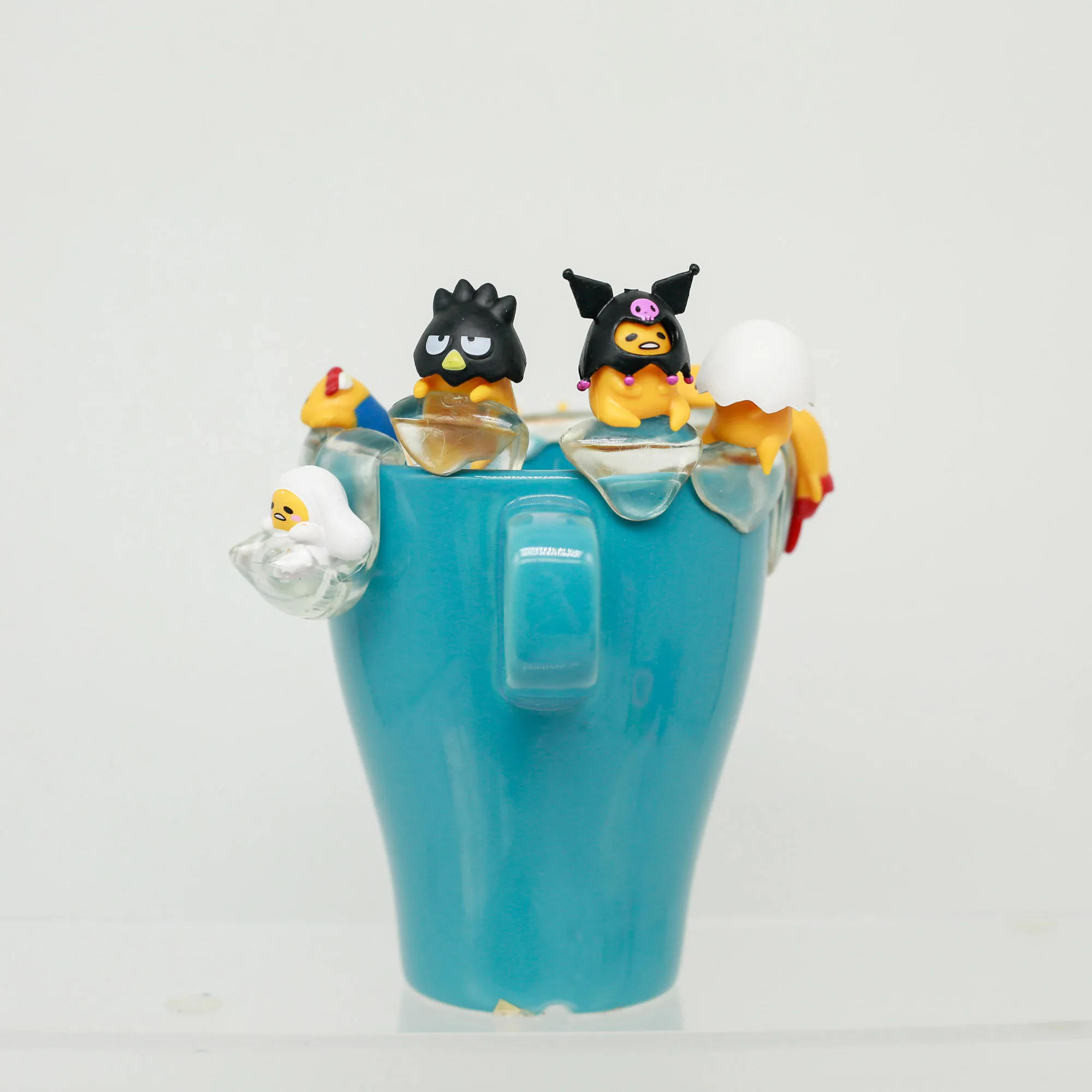 Sanrio Characters Gudetama PUTITTO Series Cup Desk Decor Kuromi Pompom Purin My Melody Mini Blind Box Kids Gifts
Sanrio Characters Gudetama PUTITTO Series Cup Desk Decor Kuromi Pompom Purin My Melody Mini Blind Box Kids Gifts