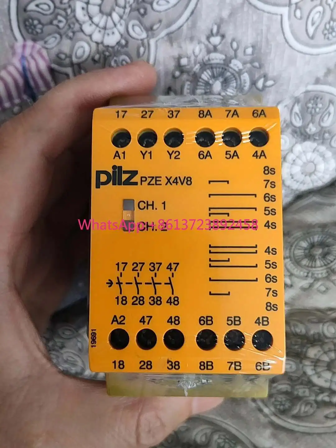 Pilz 774584 safety relay in Stock
Pilz 774584 safety relay in Stock