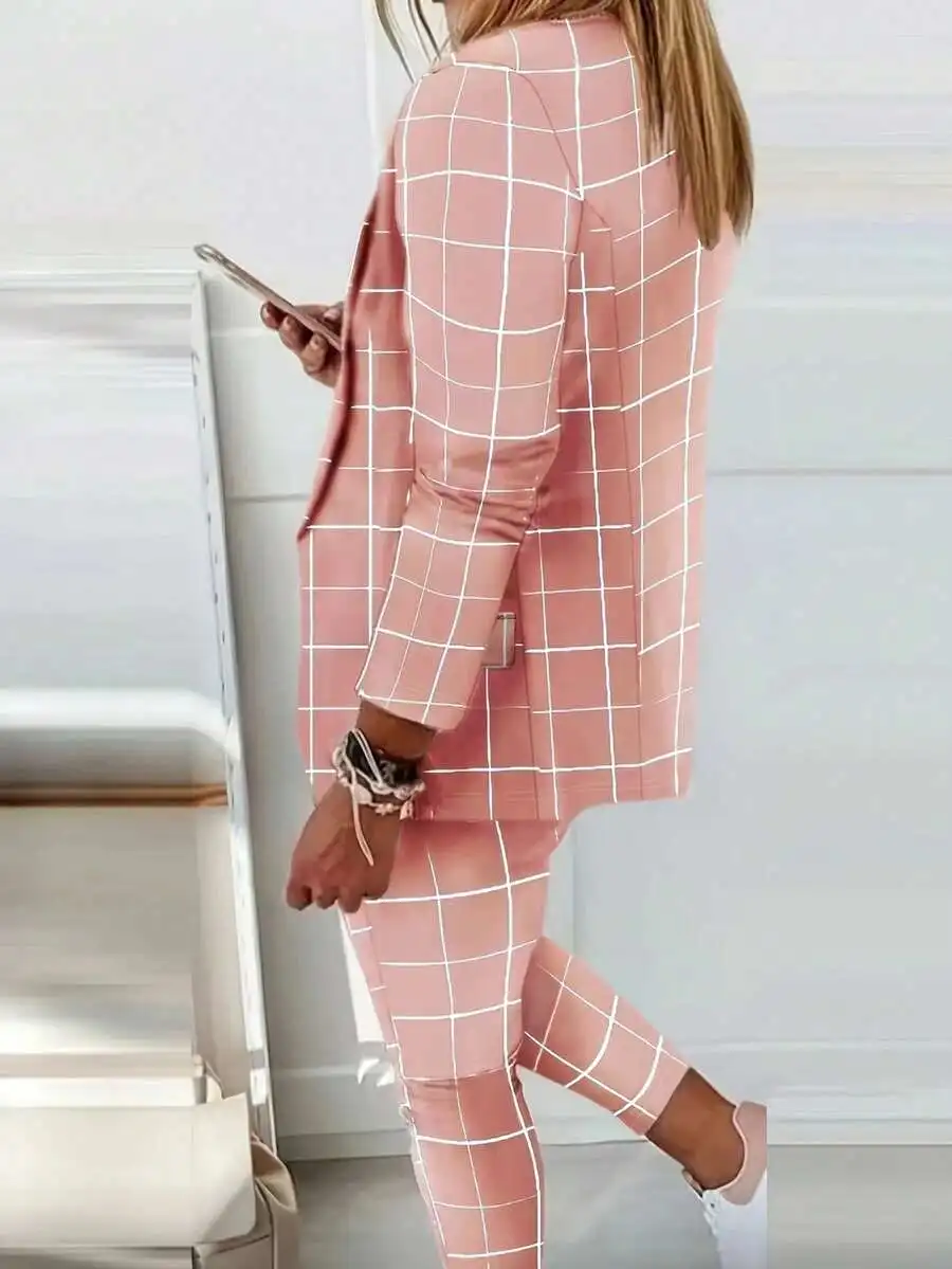 Womens Long Sleeve Shawl Collar Plaid Two Piece Knit Suit With Drawstring Pants
Womens Long Sleeve Shawl Collar Plaid Two Piece Knit Suit With Drawstring Pants