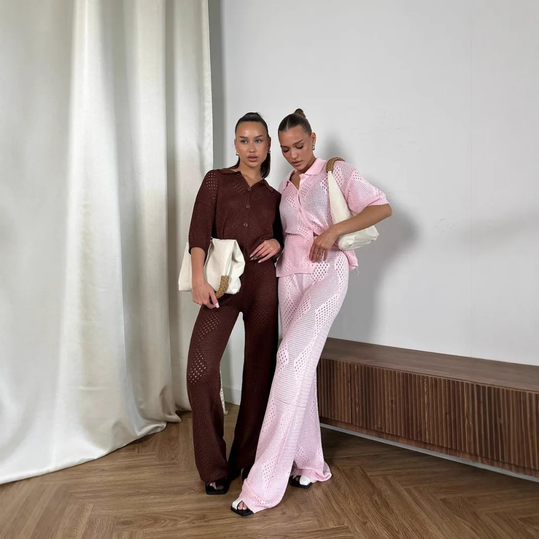 2025 summer new American casual solid color hollow elastic waist trousers + polo cardigan short sleeve two-piece suit
2025 summer new American casual solid color hollow elastic waist trousers + polo cardigan short sleeve two-piece suit