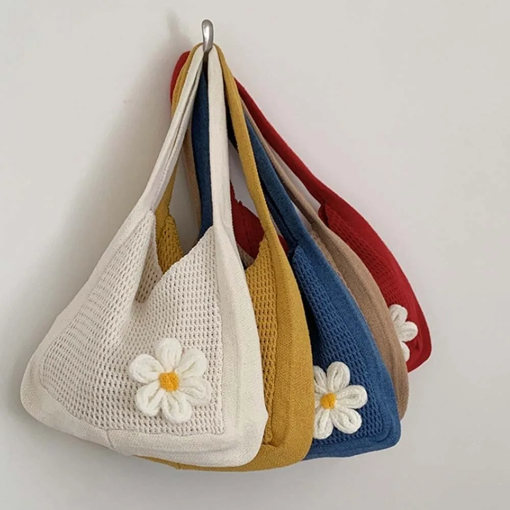Sweet Knitted Tote Bag with Crochet Flower Large Capacity Crochet Shoulder Bag Solid Color Breathable Seaside Vacation Handbag
Sweet Knitted Tote Bag with Crochet Flower Large Capacity Crochet Shoulder Bag Solid Color Breathable Seaside Vacation Handbag