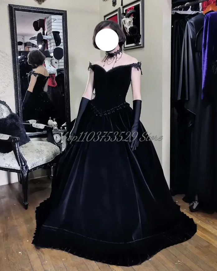 Classic Black Victorian Prom Dresses Elegant Cubic Floral Lace Up Gothic Fluffy Ruffle Rococo Customised Medieval Vintage
Classic Black Victorian Prom Dresses Elegant Cubic Floral Lace Up Gothic Fluffy Ruffle Rococo Customised Medieval Vintage