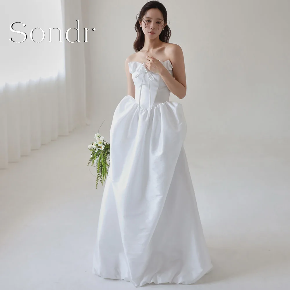 Sondr Customized A Line Korean Wedding Dresses Boat Neck Bow Bridal Gown Corset Back Floor-Length Elegant Wedding Reception Gow
Sondr Customized A Line Korean Wedding Dresses Boat Neck Bow Bridal Gown Corset Back Floor-Length Elegant Wedding Reception Gow