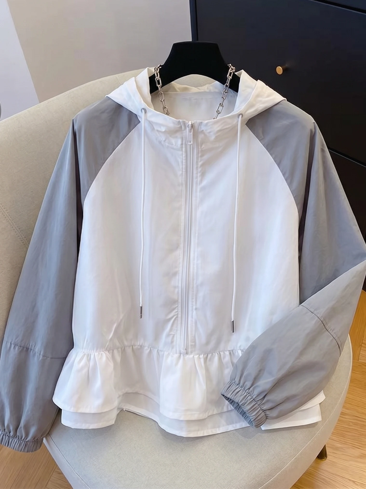 White Short Casual Women's Sun Protection Clothing Princess Style Princess Straight Tube Shape Hat Design UV Protection
White Short Casual Women's Sun Protection Clothing Princess Style Princess Straight Tube Shape Hat Design UV Protection