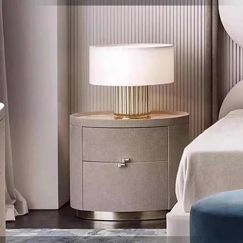 Premium European Bedside Table Glamour Classic Luxury Nordic Night Table Storage Exquisite Mesa De Noche Bedroom Furnitures
Premium European Bedside Table Glamour Classic Luxury Nordic Night Table Storage Exquisite Mesa De Noche Bedroom Furnitures