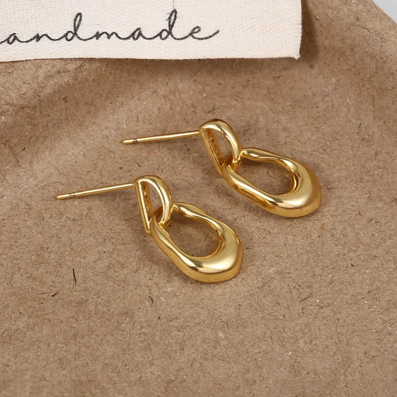 Real 925 Sterling Silver Hollow Water Drop 18K Stud Earrings for Women Minimalist Trendy Fine Jewelry Irregular Accessories
Real 925 Sterling Silver Hollow Water Drop 18K Stud Earrings for Women Minimalist Trendy Fine Jewelry Irregular Accessories