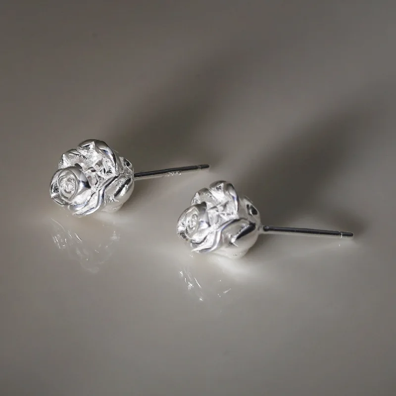 Silvology Real 925 Sterling Silver Bright Rose Flower Stud Earrings for Women 2022 Cute Early Spring Earrings Minimalist Jewelry
Silvology Real 925 Sterling Silver Bright Rose Flower Stud Earrings for Women 2022 Cute Early Spring Earrings Minimalist Jewelry