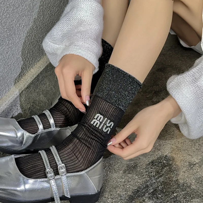 Women's Socks Spring Summer New Ballet-style Fashion Socks Hollowed Out Breathable Thin Transparent Glass Wire Socks Lace Socks
Women's Socks Spring Summer New Ballet-style Fashion Socks Hollowed Out Breathable Thin Transparent Glass Wire Socks Lace Socks