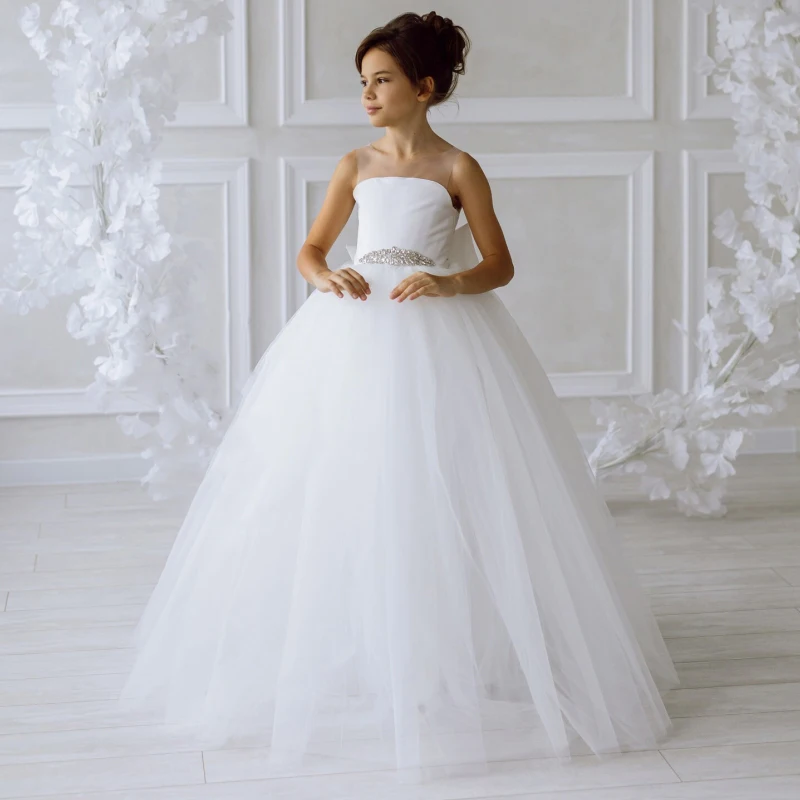 Flower Girl Dresses White Tulle Diamond With Bow Sleeveless For Wedding Birthday Party Holy Communion Gowns
Flower Girl Dresses White Tulle Diamond With Bow Sleeveless For Wedding Birthday Party Holy Communion Gowns
