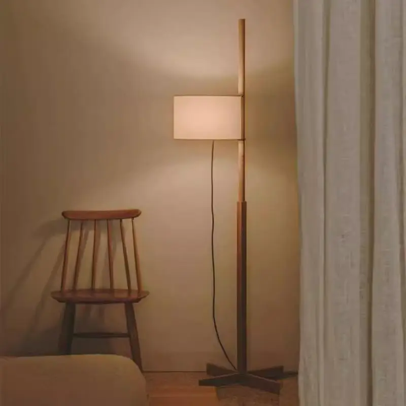 Nordic designer living room sofa floor lamp modern simple bedroom bedside storage desk lamp decorative atmosphere lamp
Nordic designer living room sofa floor lamp modern simple bedroom bedside storage desk lamp decorative atmosphere lamp