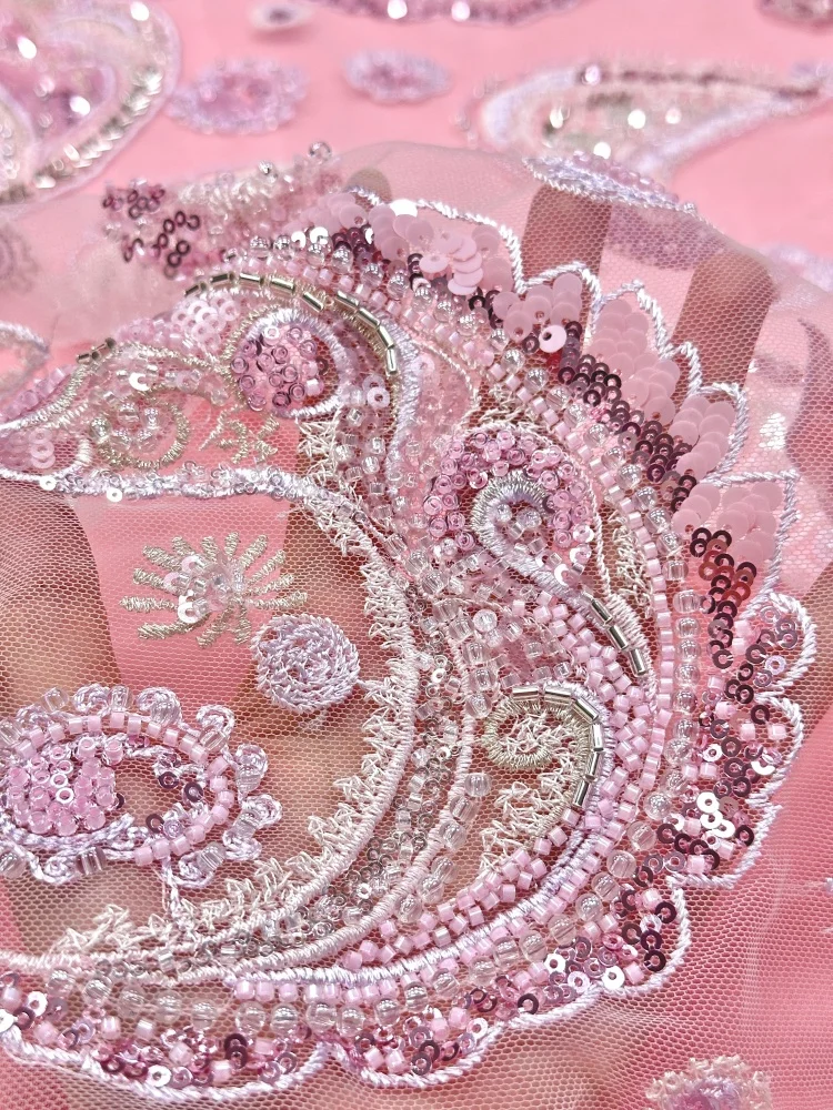 Pink Fashion African Lace Fabric 2026 High Quality French Beaded Luxury Tulle Lace Nigerian Sequins Net Lace Fabric For Dress
Pink Fashion African Lace Fabric 2026 High Quality French Beaded Luxury Tulle Lace Nigerian Sequins Net Lace Fabric For Dress