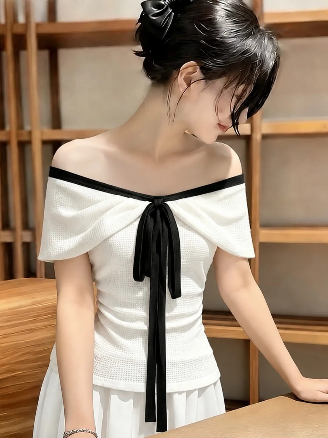 Silk Knitted One-Shoulder Short-Sleeve T-Shirt Knot Korean Style Summer Fashionable Contrast Color Silk Ice Knitted...
Silk Knitted One-Shoulder Short-Sleeve T-Shirt Knot Korean Style Summer Fashionable Contrast Color Silk Ice Knitted...
