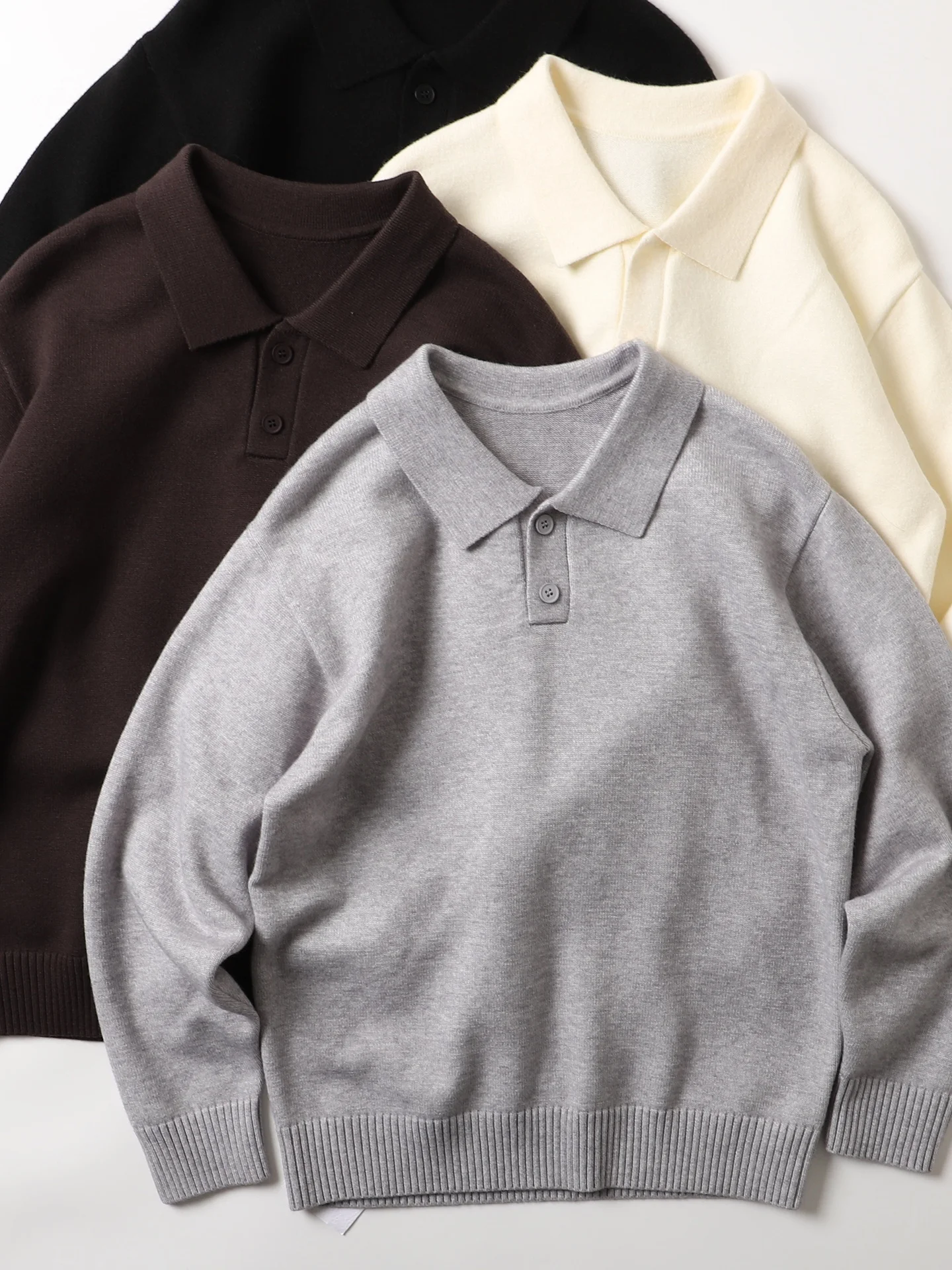 Мужской вязаный свитер American Style Heavy Du Buttoned: модный базовый трикотажный джемпер в стиле Lazy Style
Мужской вязаный свитер American Style Heavy Du Buttoned: модный базовый трикотажный джемпер в стиле Lazy Style