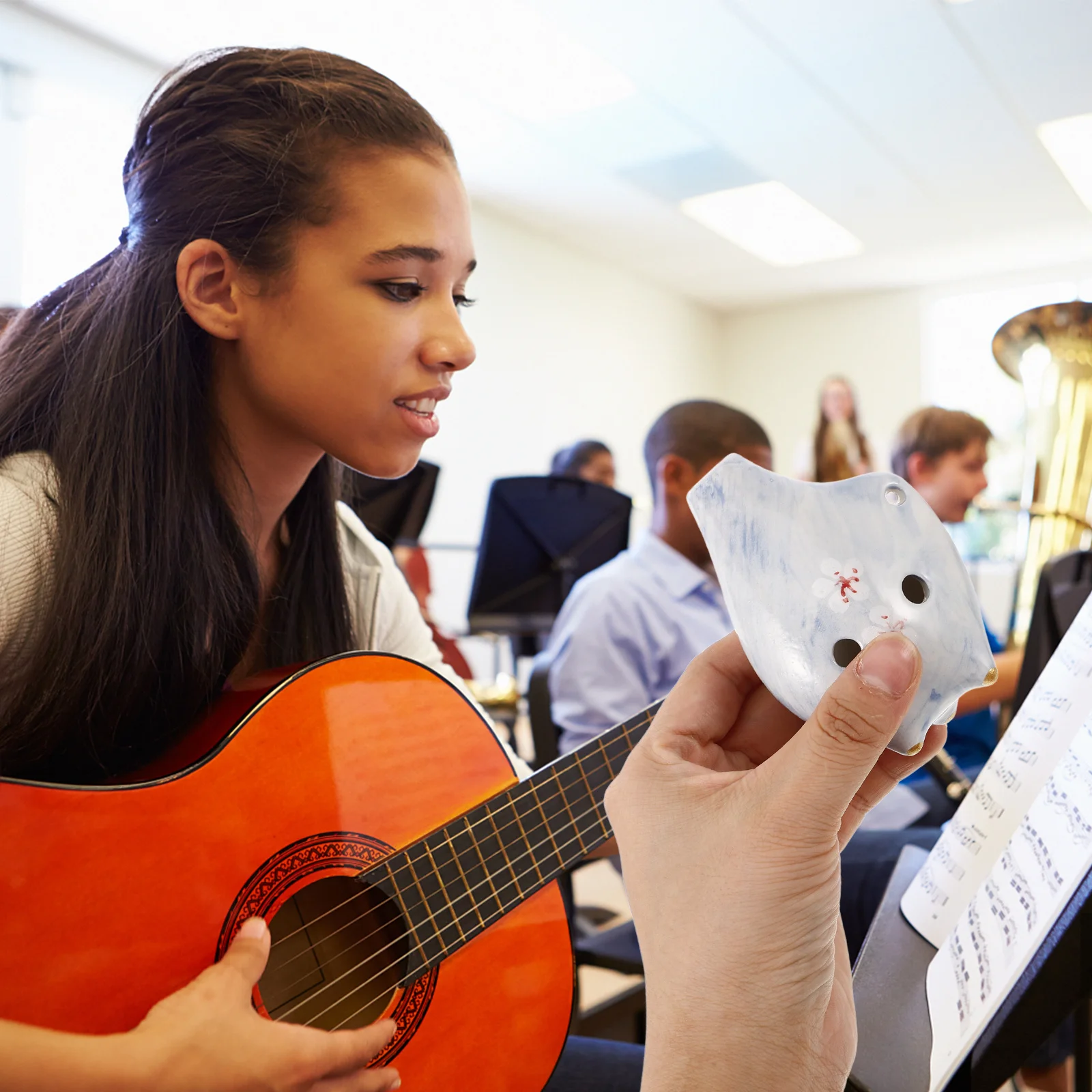 2Pcs Ceramic Ocarina Japanese 6-Hole Small Musical Instrument Decorative Portable Ocarina for Learning Practice Beginners
2Pcs Ceramic Ocarina Japanese 6-Hole Small Musical Instrument Decorative Portable Ocarina for Learning Practice Beginners