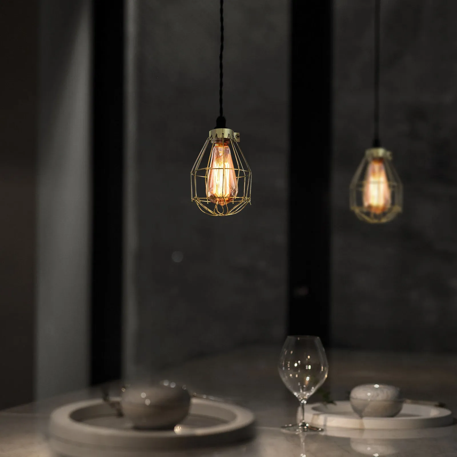 6Pcs Vintage Birdcage Lantern Metal Lamp Bulb Guard Brass Finish Elegant Hanging Light Cage for Home Bar Cafe Villa Living Room
6Pcs Vintage Birdcage Lantern Metal Lamp Bulb Guard Brass Finish Elegant Hanging Light Cage for Home Bar Cafe Villa Living Room