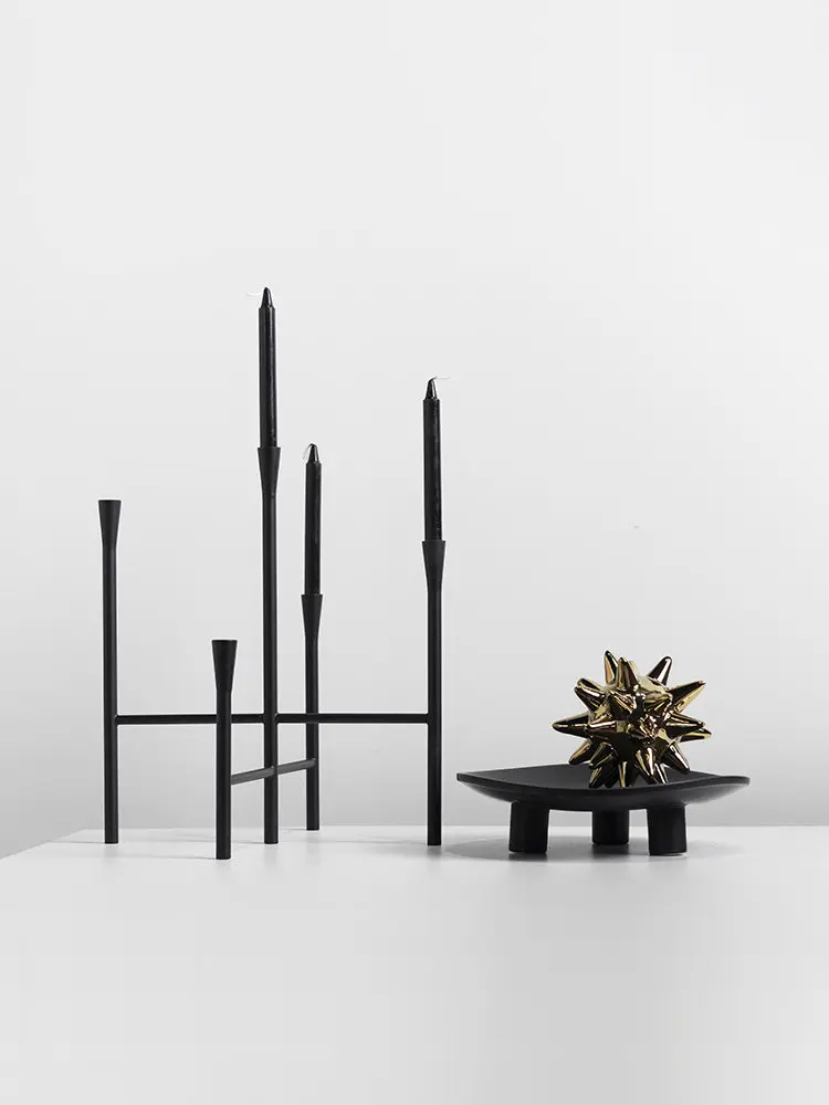 Ваби песочный ветер пятиголовый подсвечник креативный европейский домашний интерьер настольный подсвечник орнамент модель комнаты украшение отеля
Ваби песочный ветер пятиголовый подсвечник креативный европейский домашний интерьер настольный подсвечник орнамент модель комнаты украшение отеля