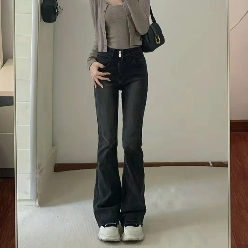 Trendy Casual Lady High Waist Flared Jeans Girls Chic Double Button Straight Leg Pants Women Slim Fit Leisure Trousers
Trendy Casual Lady High Waist Flared Jeans Girls Chic Double Button Straight Leg Pants Women Slim Fit Leisure Trousers