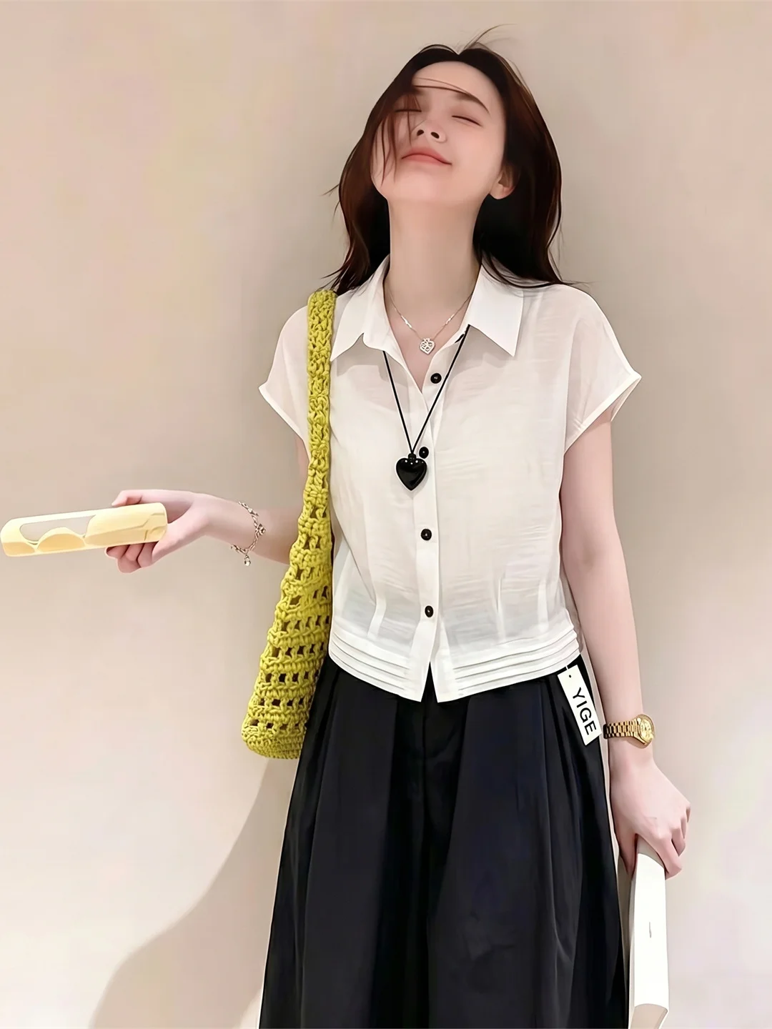 Summer Design Single Button Short Sleeve Loose Fit Neck Shirt Women's Fashionable Versatile Slimming Korean Style Top
Summer Design Single Button Short Sleeve Loose Fit Neck Shirt Women's Fashionable Versatile Slimming Korean Style Top