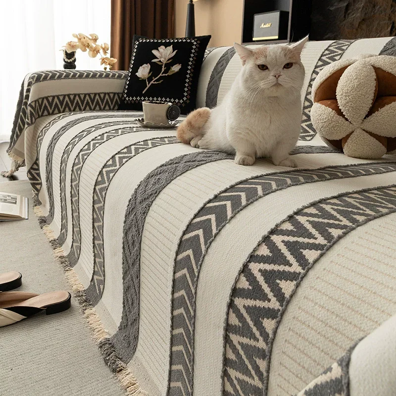 High-end Chenille Four Seasons Universal Sofa Towel Full Cover Anti-cat Scratch Dirt-resistant Multi-purpose Blanket
High-end Chenille Four Seasons Universal Sofa Towel Full Cover Anti-cat Scratch Dirt-resistant Multi-purpose Blanket