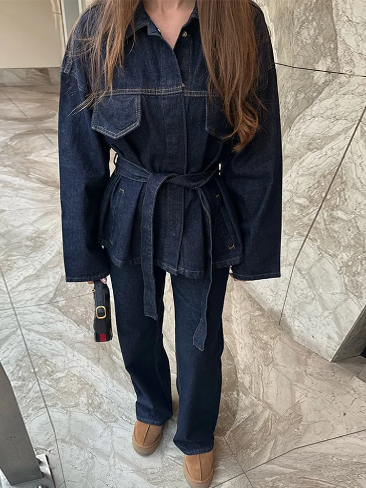 Belt Denim Jacket Pants Two-piece Set Women Casual Retro Lapel Shirts Suit With High Waist Jeans Lady Chic High Street Outfits
Belt Denim Jacket Pants Two-piece Set Women Casual Retro Lapel Shirts Suit With High Waist Jeans Lady Chic High Street Outfits 