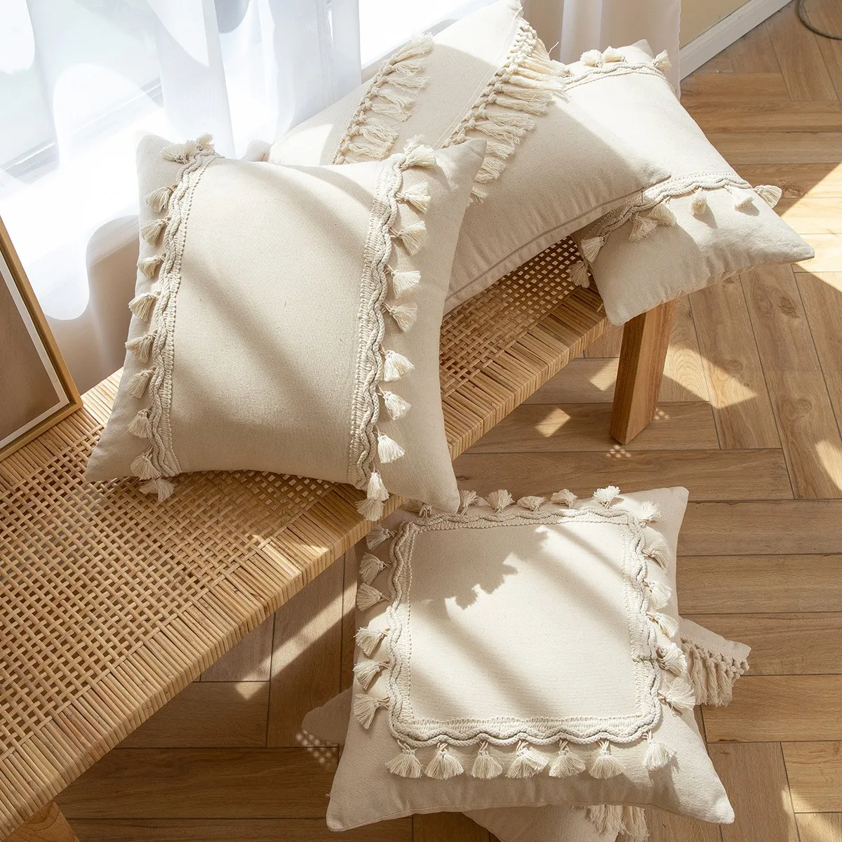 Кружевная декоративная подушка в форме шара с кисточками, искусственная Подушка, 30x50 см, 45x45 см, наволочка в марокканском стиле для гостиной, ...
Кружевная декоративная подушка в форме шара с кисточками, искусственная Подушка, 30x50 см, 45x45 см, наволочка в марокканском стиле для гостиной, ...