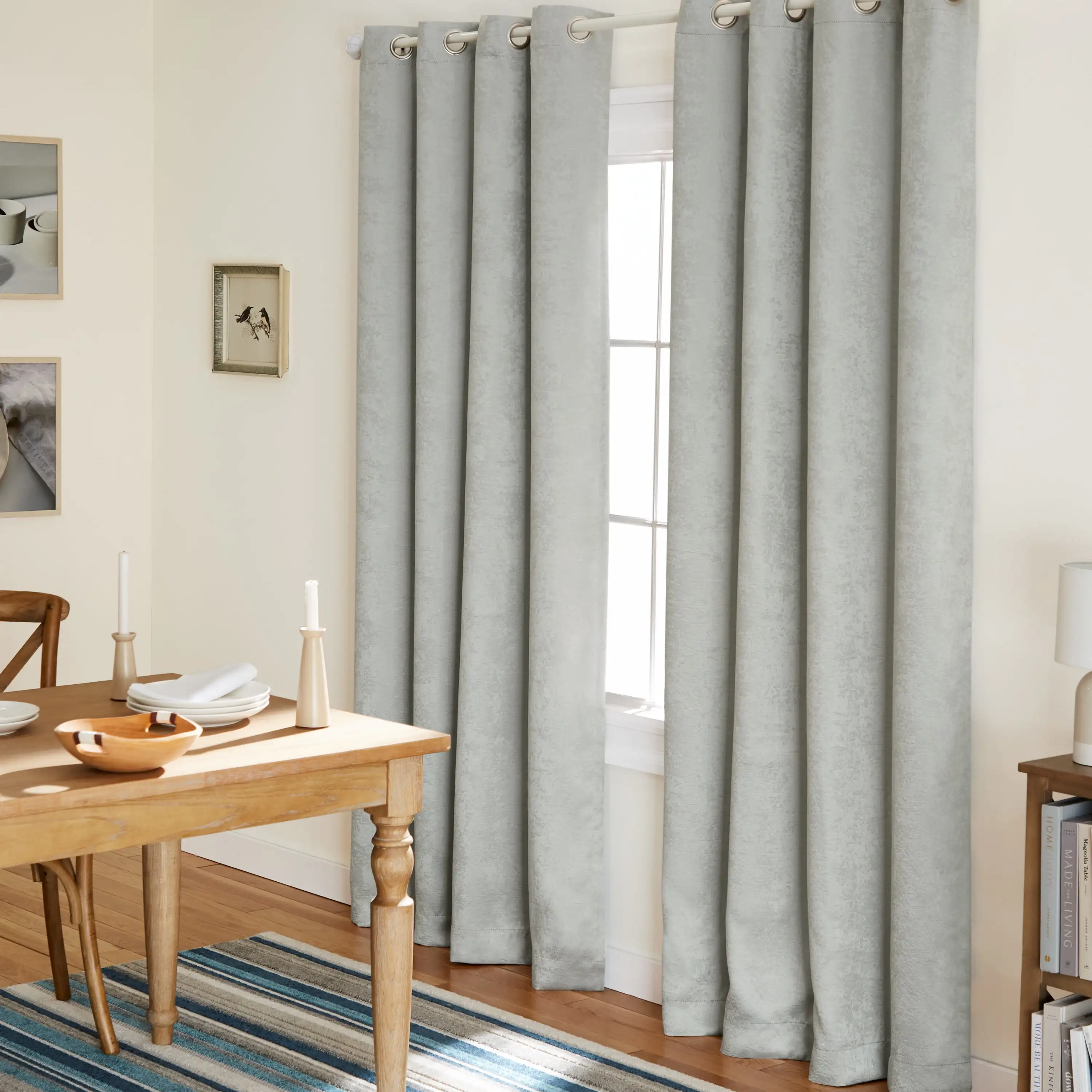 TOWN & COUNTRY EVERYDAY Lustre Solid Heavyweight Textured Sateen Indoor Curtains, Room Darkening Opacity, Grommet Top, Energy E
TOWN & COUNTRY EVERYDAY Lustre Solid Heavyweight Textured Sateen Indoor Curtains, Room Darkening Opacity, Grommet Top, Energy E