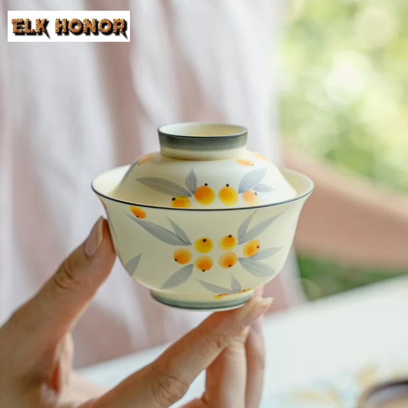 70ml Hand-painted Loquat Cover Bowl Powder Yin Gold Ingot Tea Tureen Tea Brewing Kettle Retro Gaiwan Tea Maker Teaware Gifts
70ml Hand-painted Loquat Cover Bowl Powder Yin Gold Ingot Tea Tureen Tea Brewing Kettle Retro Gaiwan Tea Maker Teaware Gifts