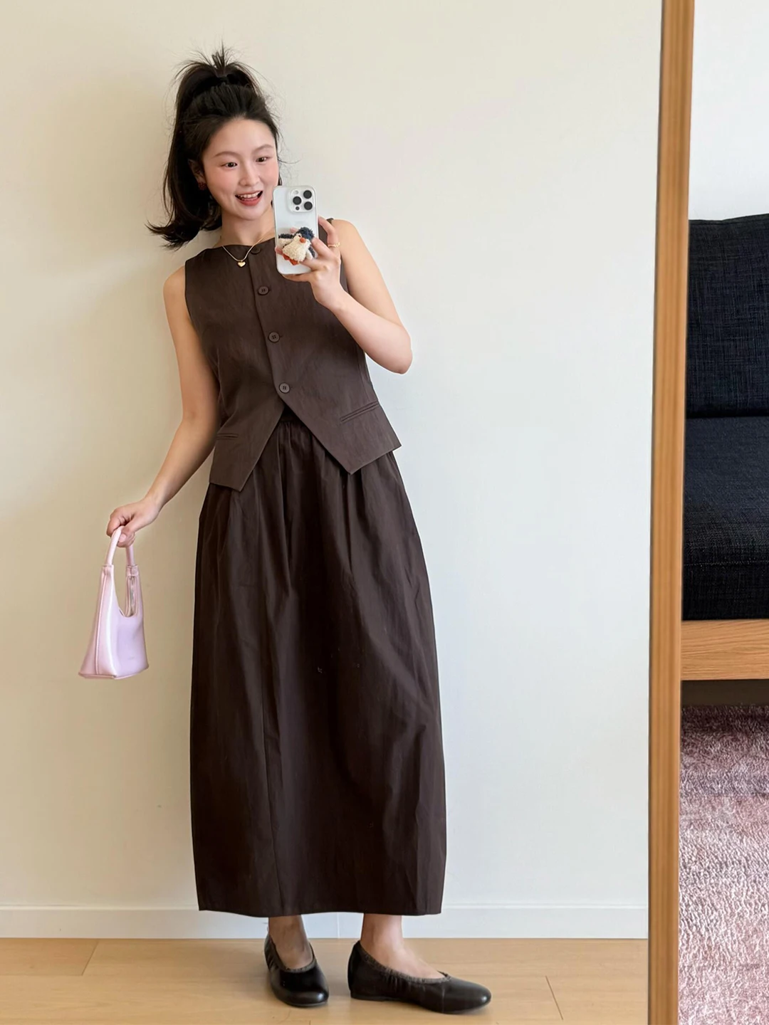 Ladies Linen Suit Set V-Neck Tank Top And Midi Skirt Slimming Commute Casual Style Two-Piece Summer Outfit for Women
Ladies Linen Suit Set V-Neck Tank Top And Midi Skirt Slimming Commute Casual Style Two-Piece Summer Outfit for Women
