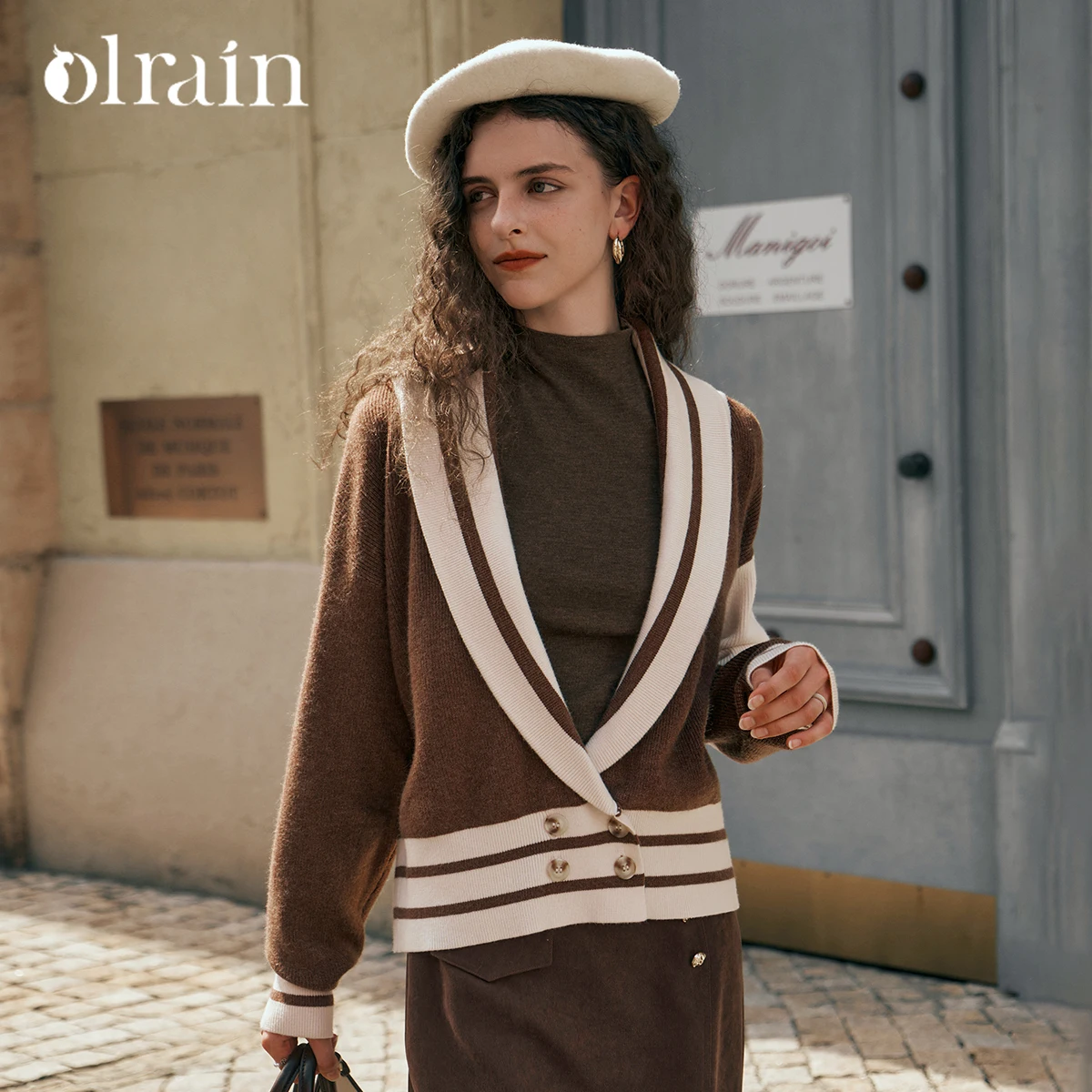 OLrain Retro Style Spliced Cardigan Women 2025 Spring Loose Fit Deep V Neck Double Breasted Long Sleeve Knitwear O23QM66633
OLrain Retro Style Spliced Cardigan Women 2025 Spring Loose Fit Deep V Neck Double Breasted Long Sleeve Knitwear O23QM66633