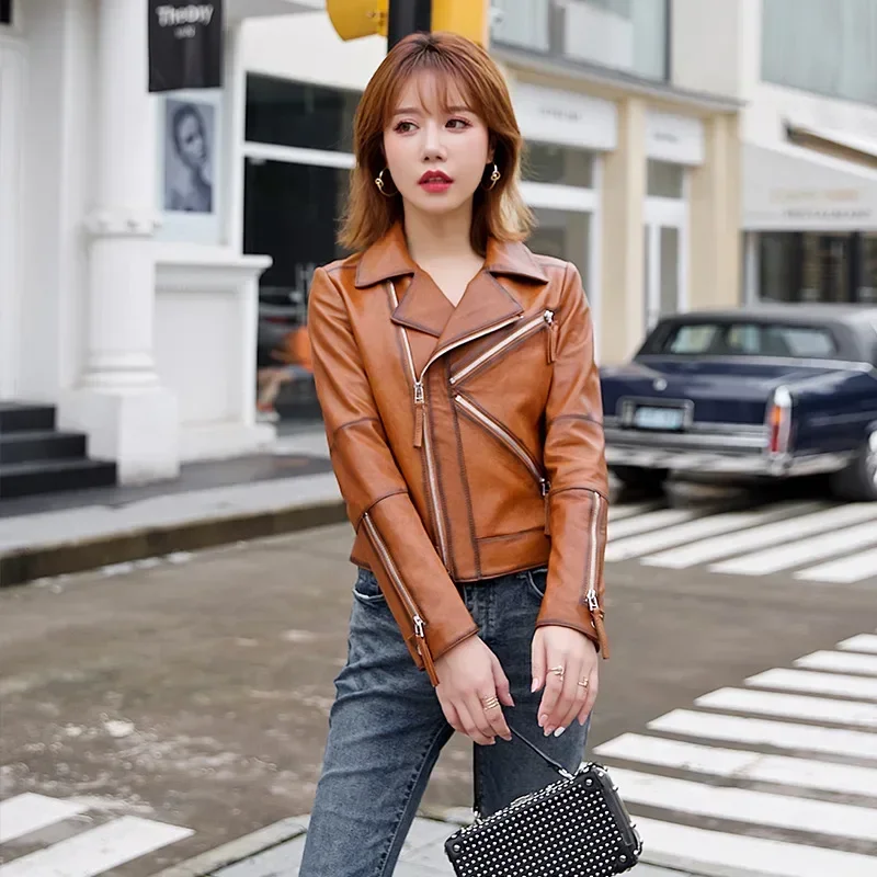 Genuine Leather Motorcycle Jacket for Women Spring Autumn Simple High-waisted Slim Zipper Short Real Sheepskin Coat manteau cuir
Genuine Leather Motorcycle Jacket for Women Spring Autumn Simple High-waisted Slim Zipper Short Real Sheepskin Coat manteau cuir