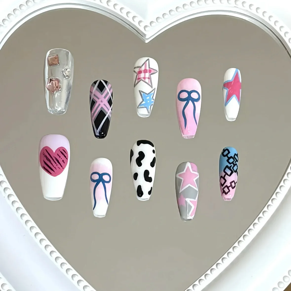 30Pcs False Nails Sweet Spicy Girl Bow with Diamond Fake Nails Ballerina Press on Nails Cowprint Y2k
30Pcs False Nails Sweet Spicy Girl Bow with Diamond Fake Nails Ballerina Press on Nails Cowprint Y2k