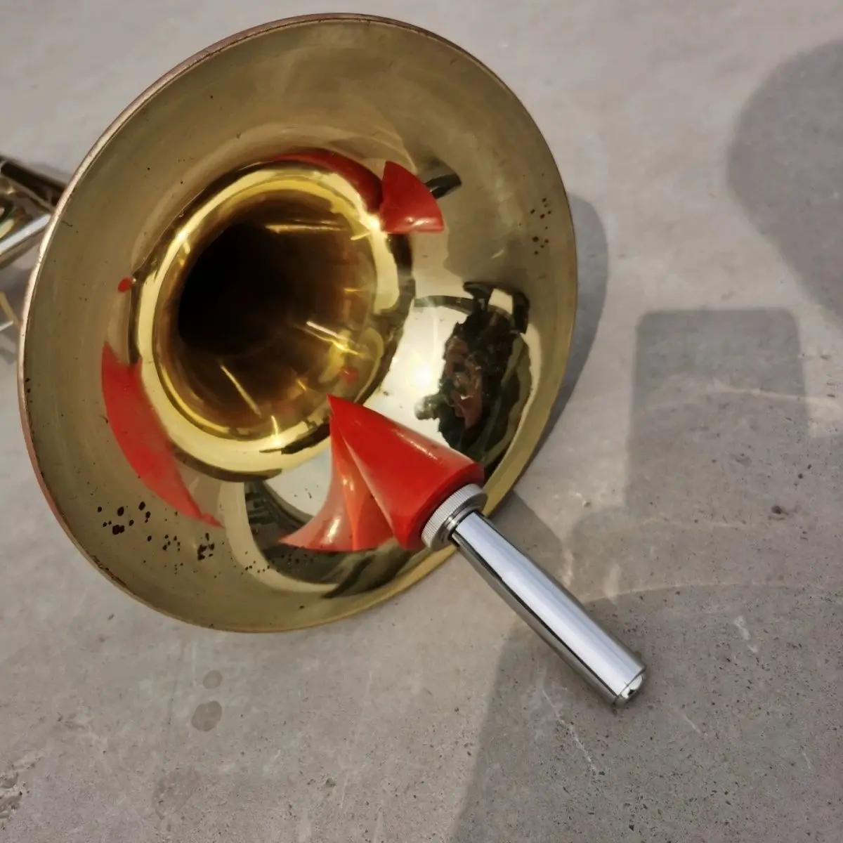 Copper instrument cone roller repair tool, small, large, saxophone, round horn, bell mouth, bell bowl sheet metal
Copper instrument cone roller repair tool, small, large, saxophone, round horn, bell mouth, bell bowl sheet metal