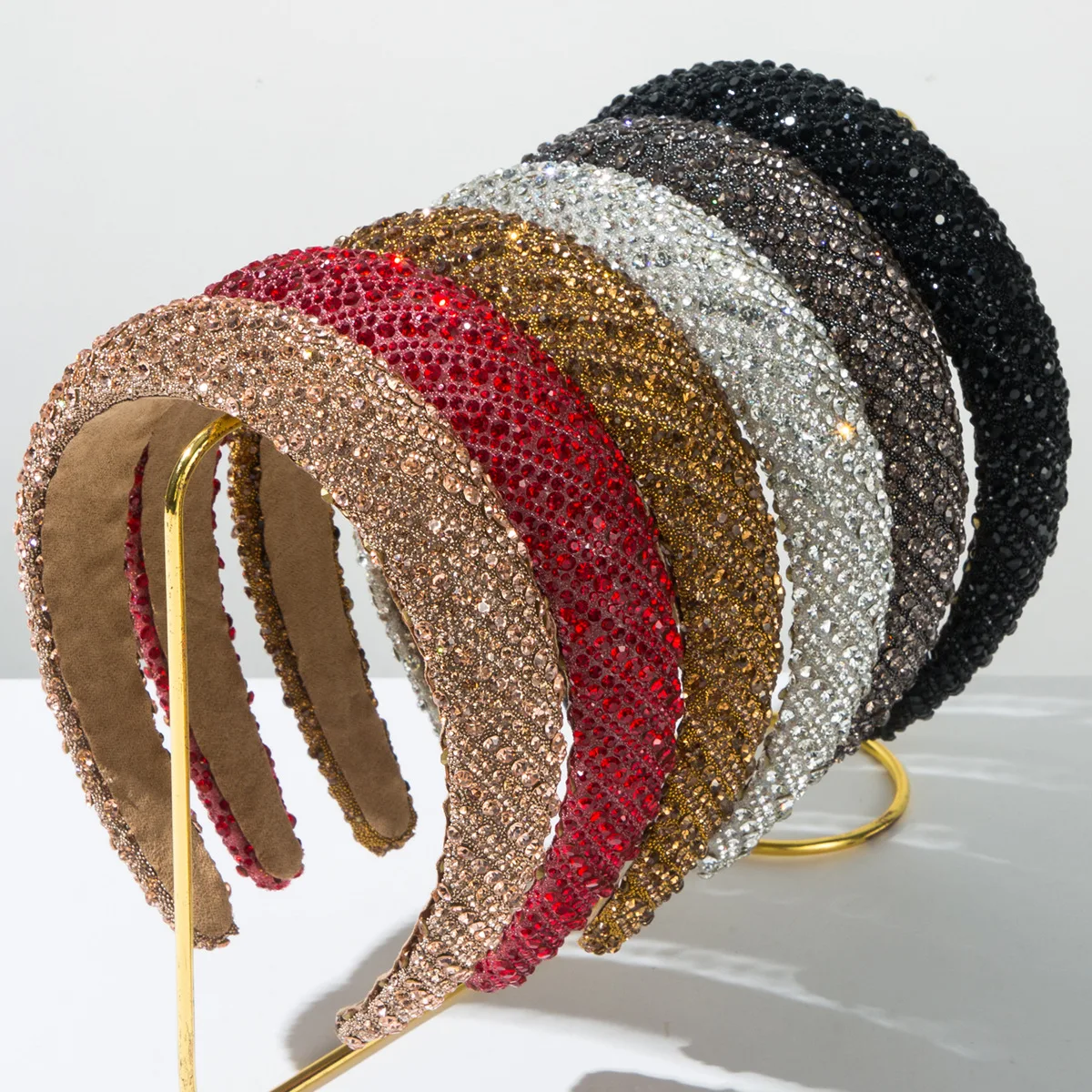 Fashion sponge wide edge rhinestone headband high skull top full diamond super flash out hair accessories versatile high sense h
Fashion sponge wide edge rhinestone headband high skull top full diamond super flash out hair accessories versatile high sense h