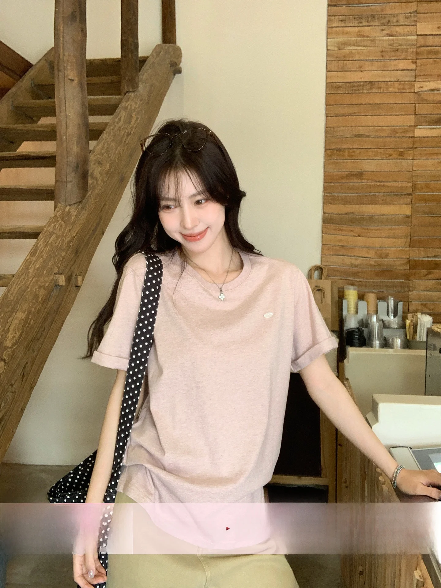 Morning Bloom Loose Fit round Neck Short Sleeve T-Shirt Women's Summer Casual Comfortable Loose Style Korean Version Top
Morning Bloom Loose Fit round Neck Short Sleeve T-Shirt Women's Summer Casual Comfortable Loose Style Korean Version Top