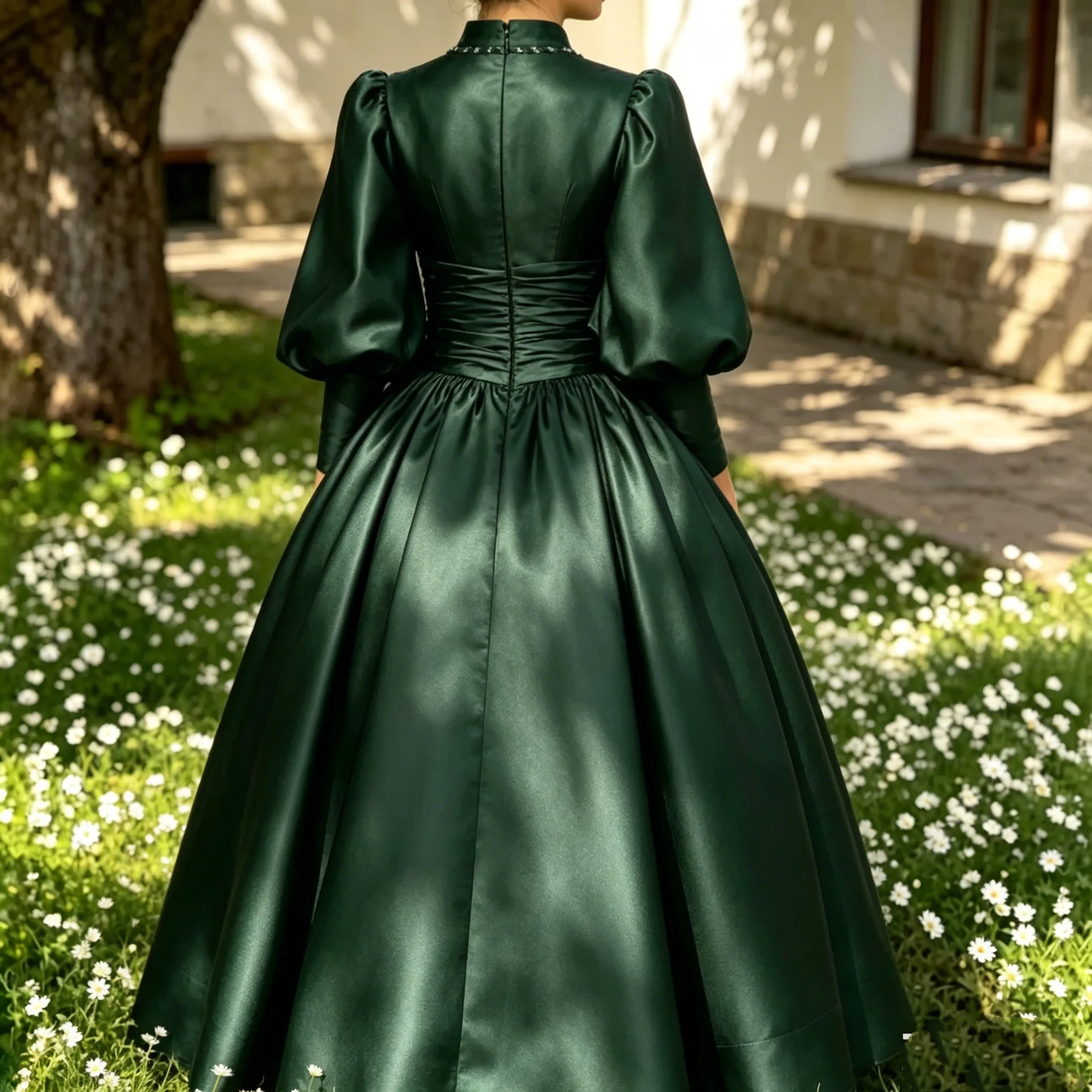 Custom Elegant Flower Girl Dress Suitable for Weddings, Long-Sleeve Pleated A-Line Satin, Birthday Parties, First Communion Banq
Custom Elegant Flower Girl Dress Suitable for Weddings, Long-Sleeve Pleated A-Line Satin, Birthday Parties, First Communion Banq