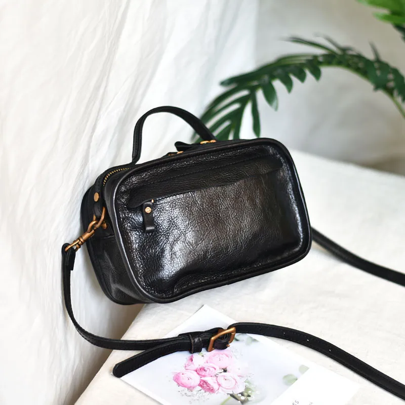 Fashion designer genuine leather ladies small handbag literary retro natural real cowhide women's party cute crossbody bags
Fashion designer genuine leather ladies small handbag literary retro natural real cowhide women's party cute crossbody bags