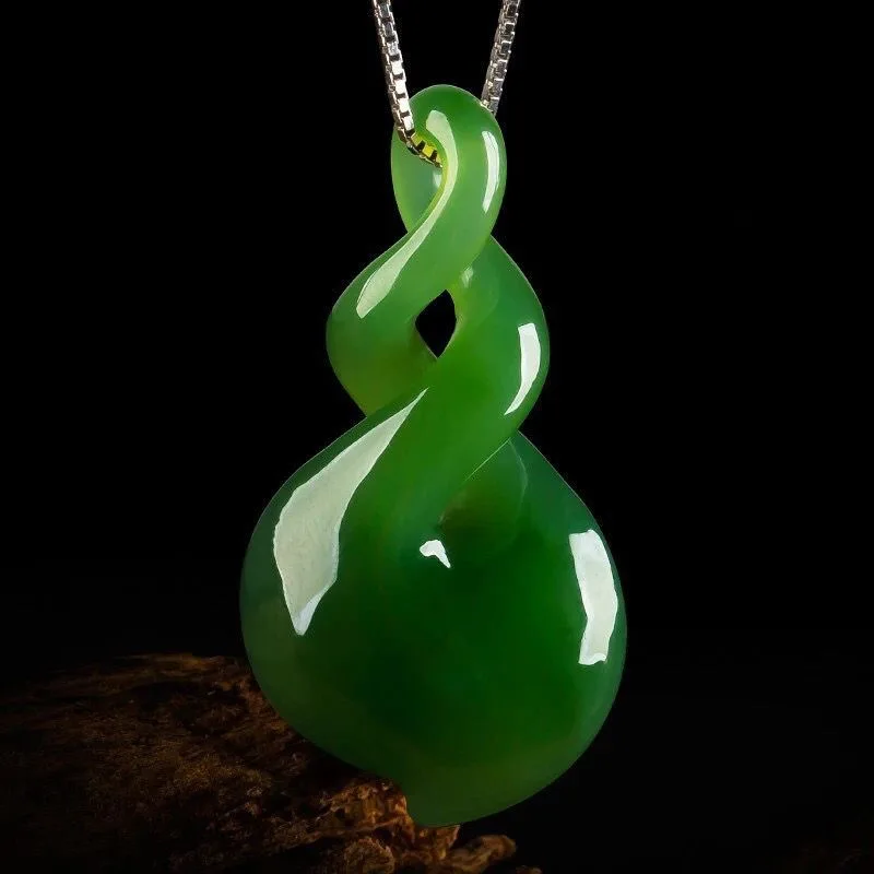 Natural Hotan Jade Turning the World Around Jade Pendant, Green Spinach Green, Women's Jade Pendant, New Style
Natural Hotan Jade Turning the World Around Jade Pendant, Green Spinach Green, Women's Jade Pendant, New Style