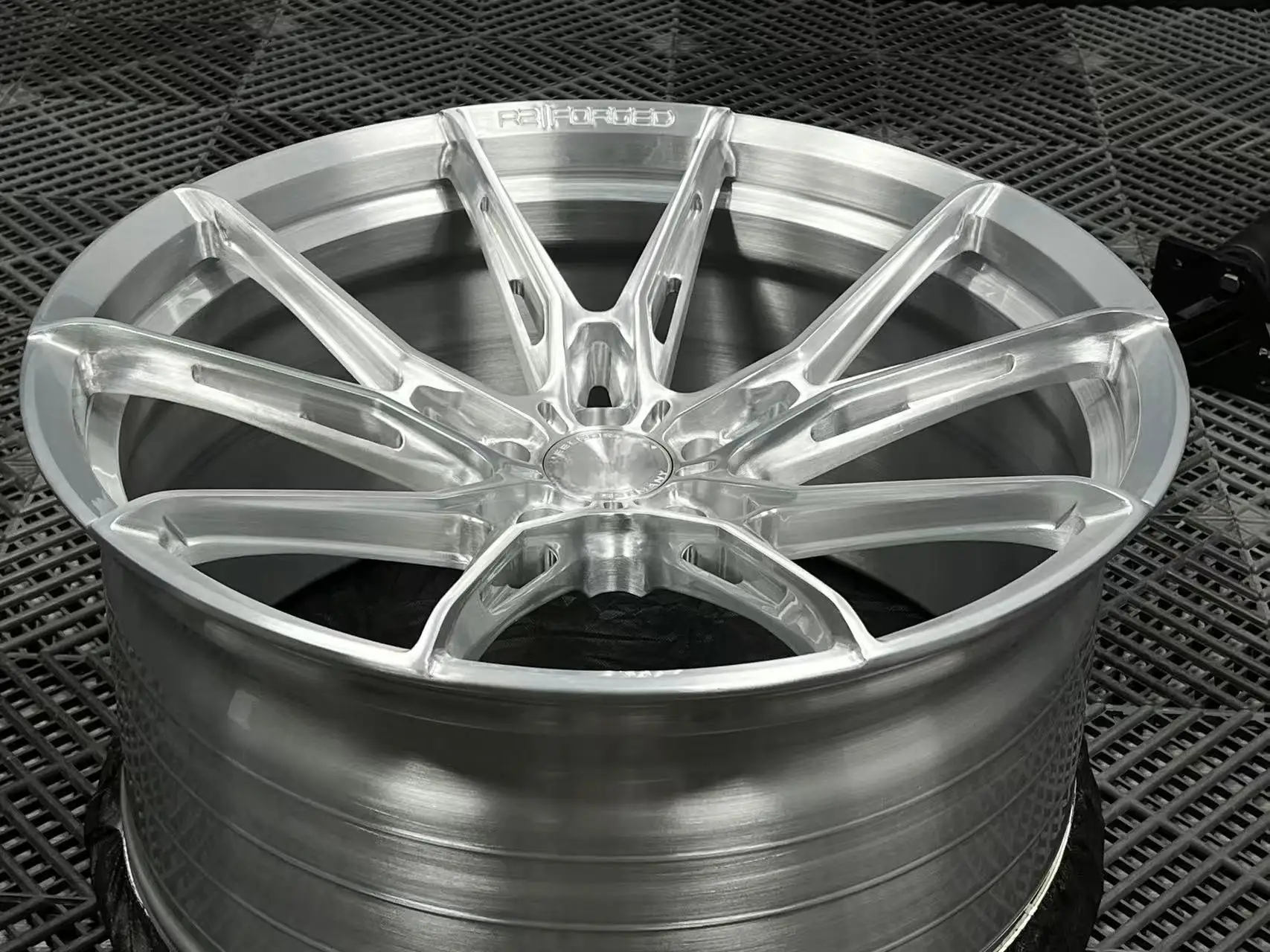 for Durable New High Performance Forged Aluminum Multi Spoke Wheel Rims CNC Precision China Made Luxury Car Aftermarket
for Durable New High Performance Forged Aluminum Multi Spoke Wheel Rims CNC Precision China Made Luxury Car Aftermarket