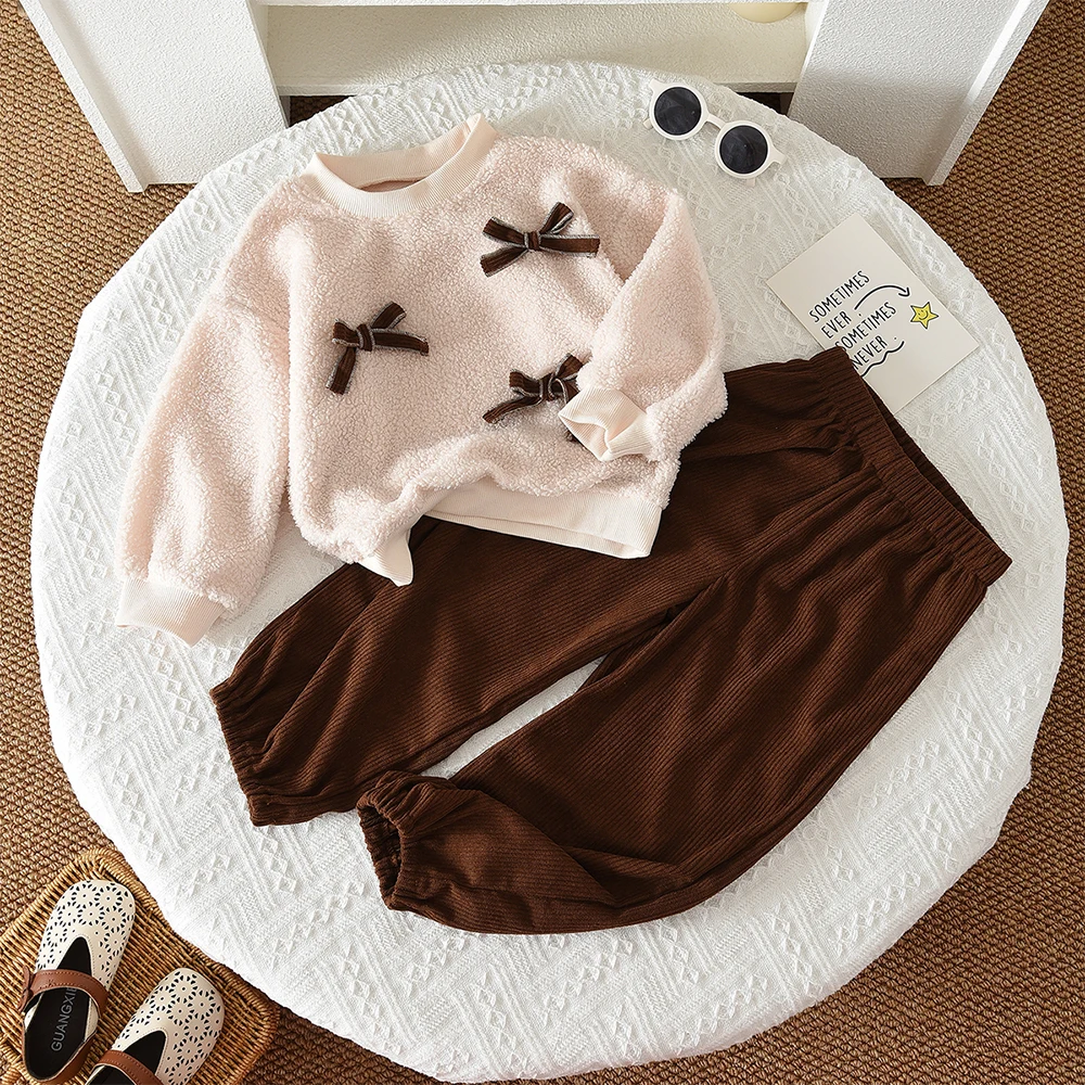 Autumn Winter 3-7 Years Old Girls Clothes Thick Long Sleeved Bow Top+Corduroy Pants 2 Pcs Korean Version Plain Children's Sets
Autumn Winter 3-7 Years Old Girls Clothes Thick Long Sleeved Bow Top+Corduroy Pants 2 Pcs Korean Version Plain Children's Sets