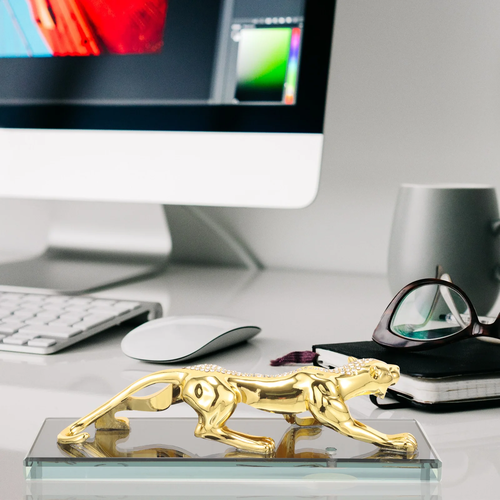 Car Ornament Money Leopard Shape Zinc Alloy Car Air Freshener Perfume Auto Interior Decoration Golden Dashboard 
Car Ornament Money Leopard Shape Zinc Alloy Car Air Freshener Perfume Auto Interior Decoration Golden Dashboard
