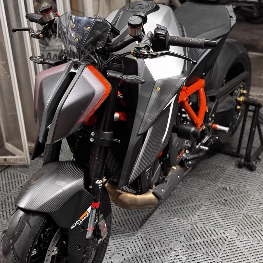 For 1290 Super Duke R Superduke 2020-2024 Motorcycle Left Heat Shield Matte 100% Carbon Fiber
For 1290 Super Duke R Superduke 2020-2024 Motorcycle Left Heat Shield Matte 100% Carbon Fiber
