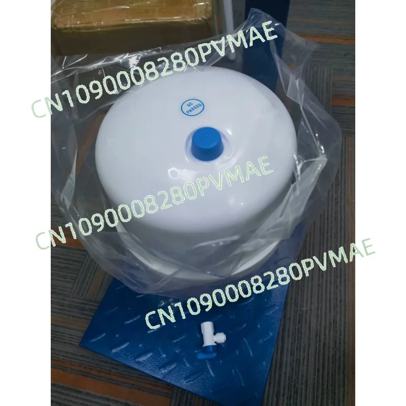 3.2G pressure bucket, water purifier RO water purifier explosion-proof pressure tank, water storage bucket
3.2G pressure bucket, water purifier RO water purifier explosion-proof pressure tank, water storage bucket
