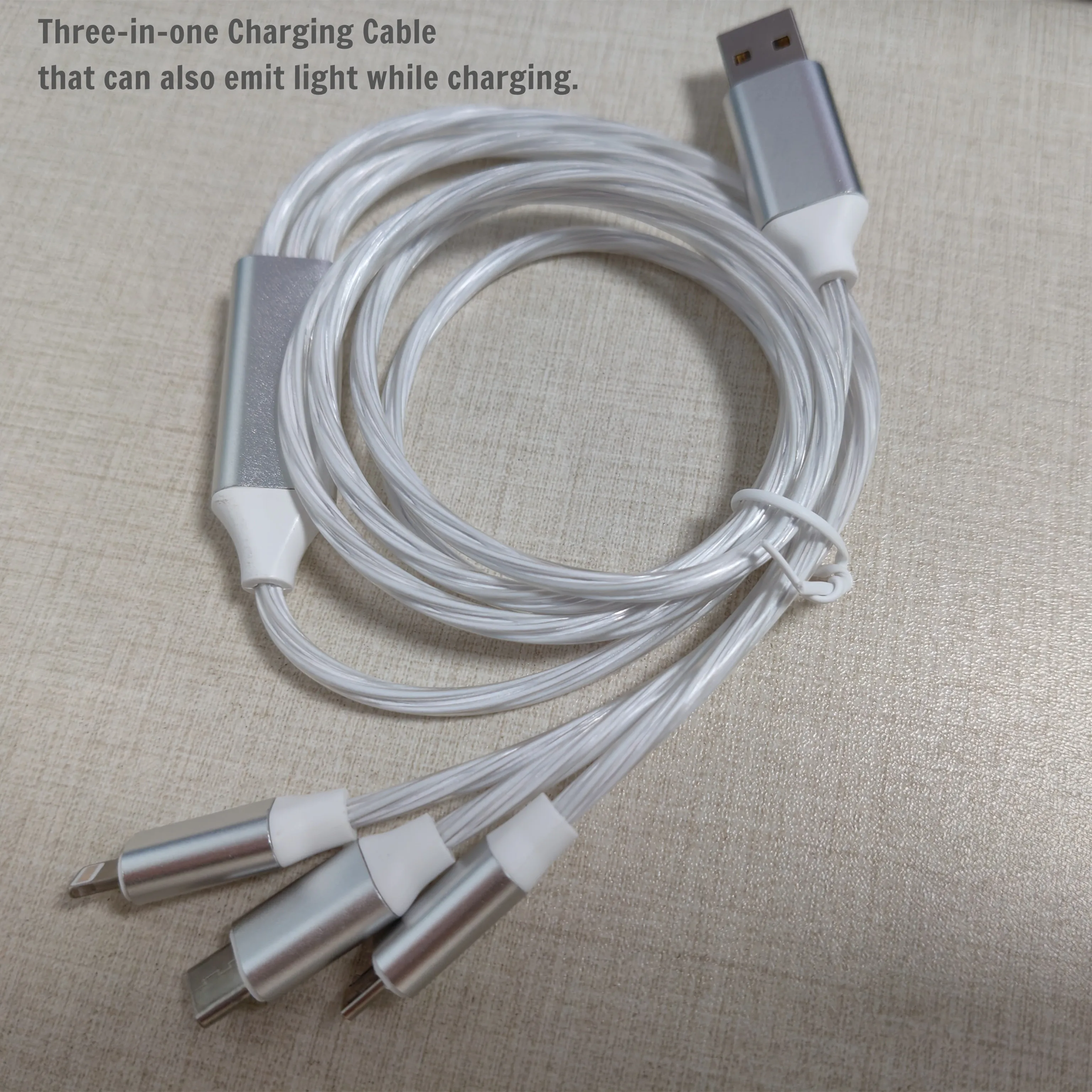 Sukflow LED Transparent Luminous 5A 100W white 1.2m One Drive Three Fast Charging Data Cable Gift Hot Model Three In One
Sukflow LED Transparent Luminous 5A 100W white 1.2m One Drive Three Fast Charging Data Cable Gift Hot Model Three In One