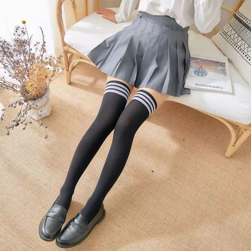 Womens Stockings Solid Knee Striped Women Sexy Long Stockings Female Over Knee Socks Nylon Women's Leg Warmers High Stocking
Womens Stockings Solid Knee Striped Women Sexy Long Stockings Female Over Knee Socks Nylon Women's Leg Warmers High Stocking